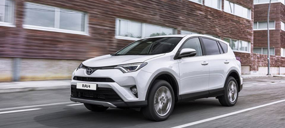 27/09/2017 Toyota обновила линейку комплектаций и вернула дизельный двигатель кроссоверу RAV4