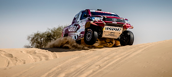 13/03/2017 Toyota Hilux стал самым быстрым автомобилем ралли-рейда Dubai International Baja