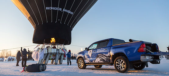 09/02/2017 Федор Конюхов и Toyota Hilux: один полет, два путешественника, три рекорда