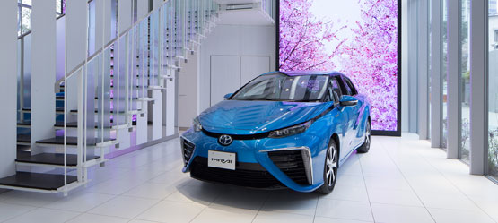16/04/2015 Шоу-рум Toyota Mirai в центре Токио – шанс заглянуть в будущее
